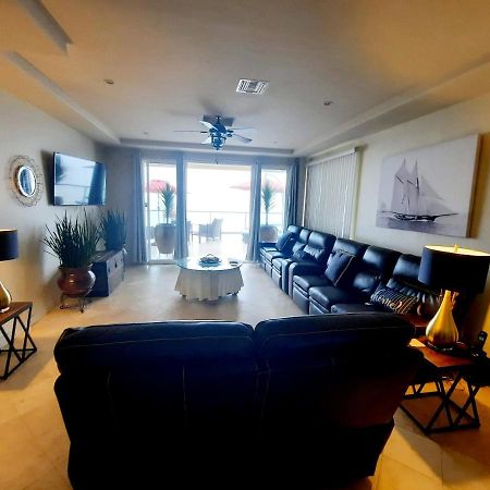Stunning Oceanfront Condo On Usable Sandy Beach Rosarito Exterior photo
